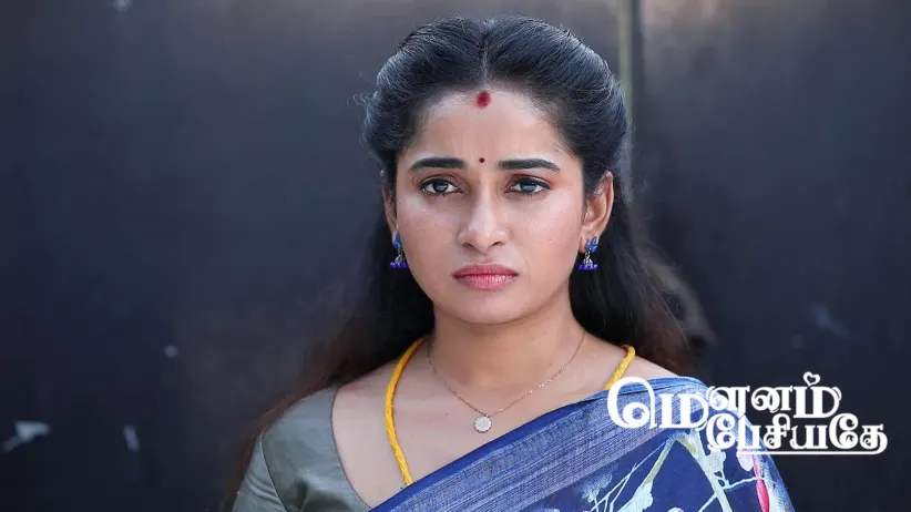 Kaveri Stops Thulasi from Leaving