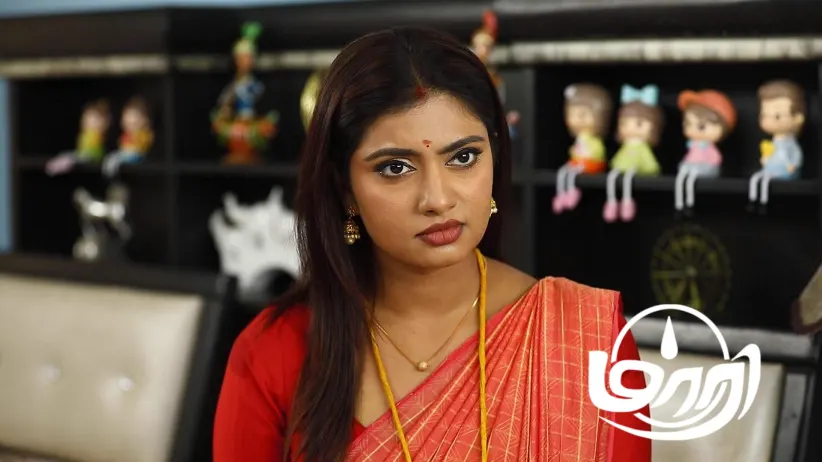 Surya Is Stunned by Durga’s Actions