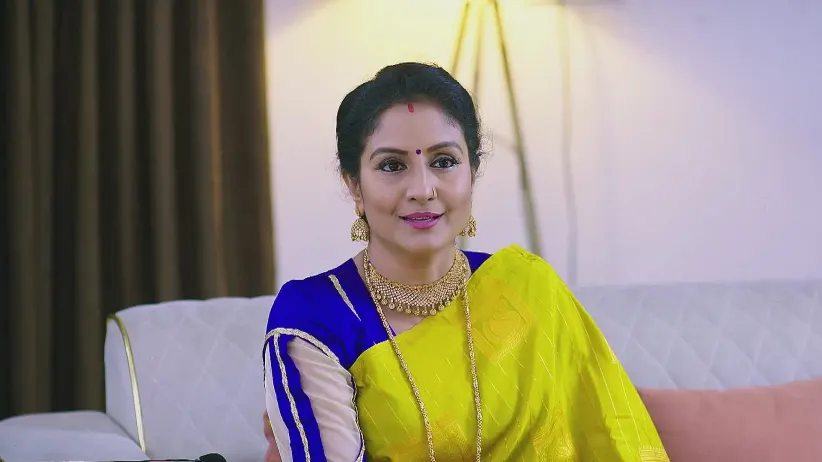 Tulasi Pretends to Scold Her Sons