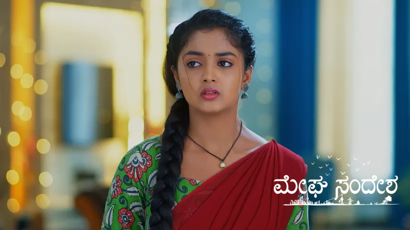 Gagan Gives Money to Vamshi's Parents