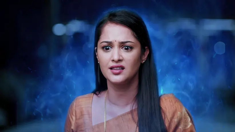 Hitha and Sharath Reach Durga's House