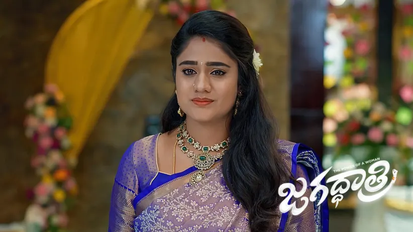 Jagadhatri Protects Her Family from Meenan