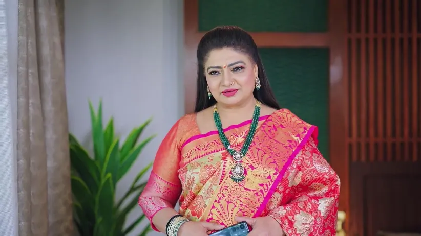 Laxmikant Wonders How Najamma Got Their Number