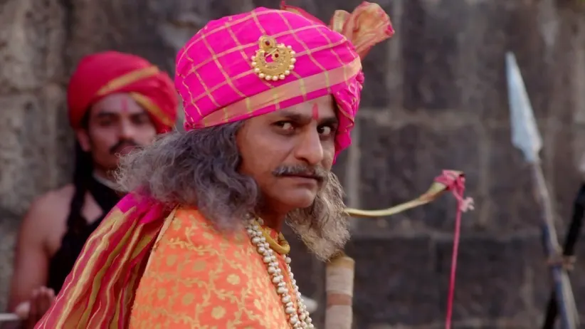 Maharaj Asks for a Promise from Deepashree and Devvrat
