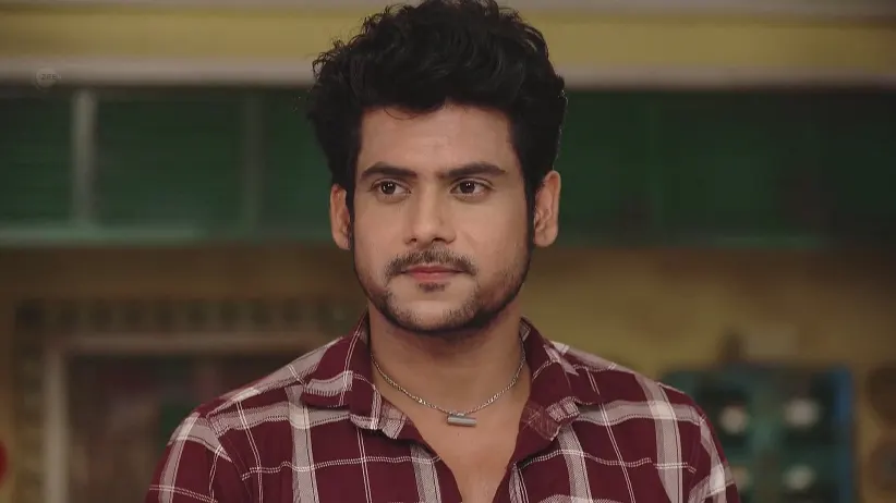 Archana Grows Suspicious about Dev - Sathi Sata Janmara