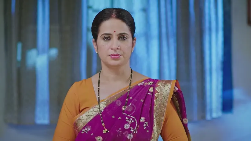 Santosh's Words Hurt His Family - Lakshmi Nivasa