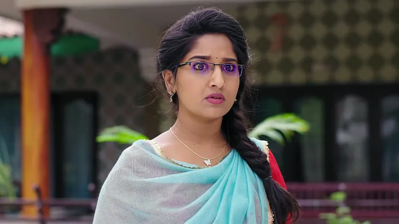 A Few Goons Raise a Ruckus at Chaitra's Hospital