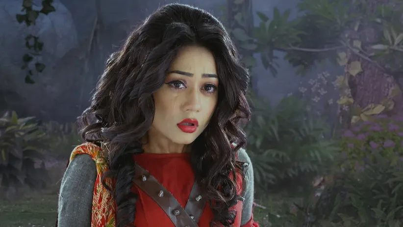 Parul Reveals the Truth to Hirimbhamalla's Father