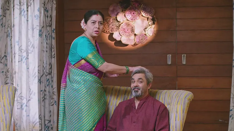 Tulasi's Actions Amuse Madhav - Shrirasthu Shubhamasthu
