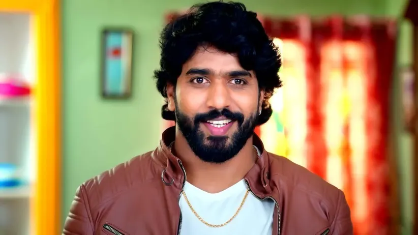 Siddharth Makes a Risky Move