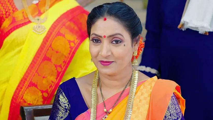 Daughter-in-law to Lend Money to Mother-in-law