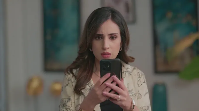 Riddhi Gets a Piece of Evidence - Jamai No. 1