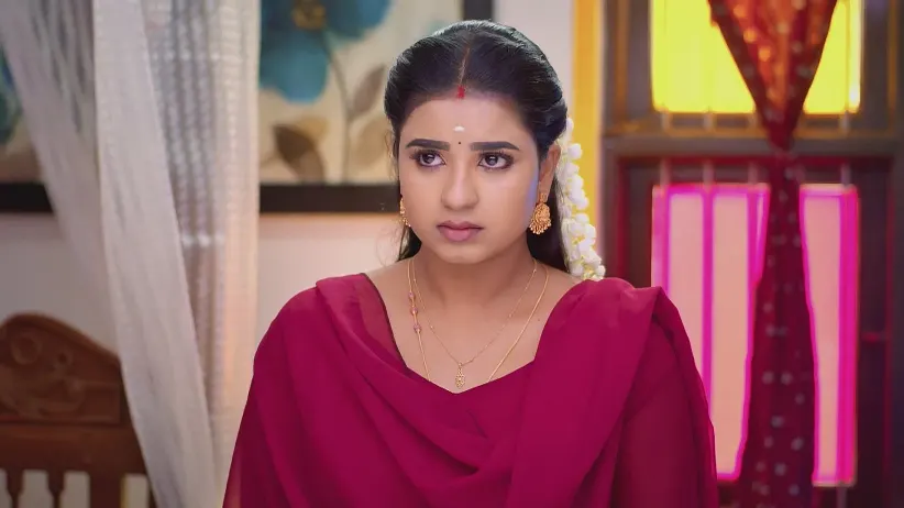 Mayilvahanam Tries to Change Revathi's Decision