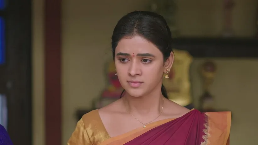 Bangaramma Scolds Rajeshwari