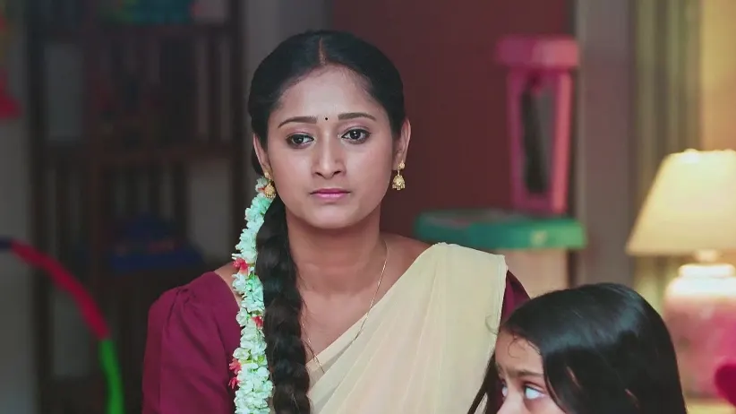 Damayanti Scolds Durga - Naa Ninna Bidalaare