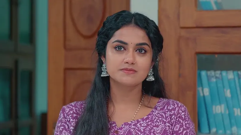 Shyama Shares Her Suspicion with Amritha