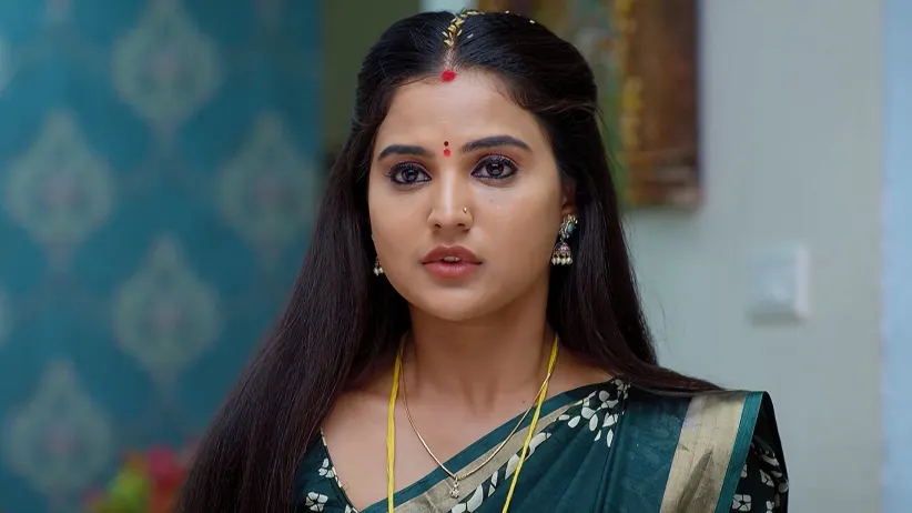 Nitya Plans to Get Tripura Stung by a Scorpion