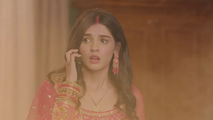 Shivansh Calls Prarthana amid the Fire - Kumkum Bhagya