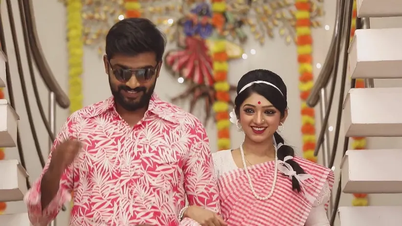 Retro Style at Dheivanayagam's Family - Ninaithale Innikkum
