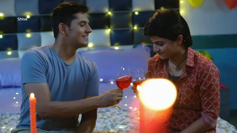 Shiva Is Delighted by Ashu's Surprise Given by Ashu - Shiva - Promo
