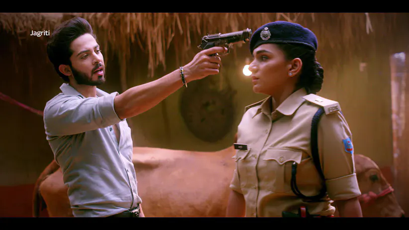 Akash Tries to Stop Jagriti - Jagriti - Promo