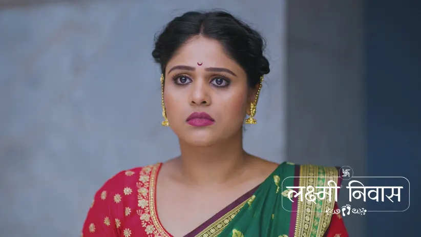Aaji Demands Dowry from the Dalvis