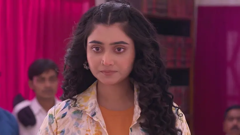 Durga Reveals Divya, Mehendi and Utsav's Crimes - Jagadhatri