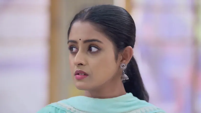Rayan Warns Turjyo - Parineeta