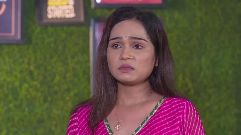 Abhi's Impending Wedding Shocks Mani - Tu Khara Mun Chaai