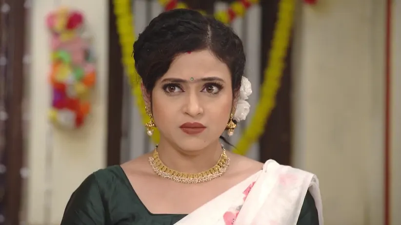 Prince Tries to Expose Dev - Sathi Sata Janmara