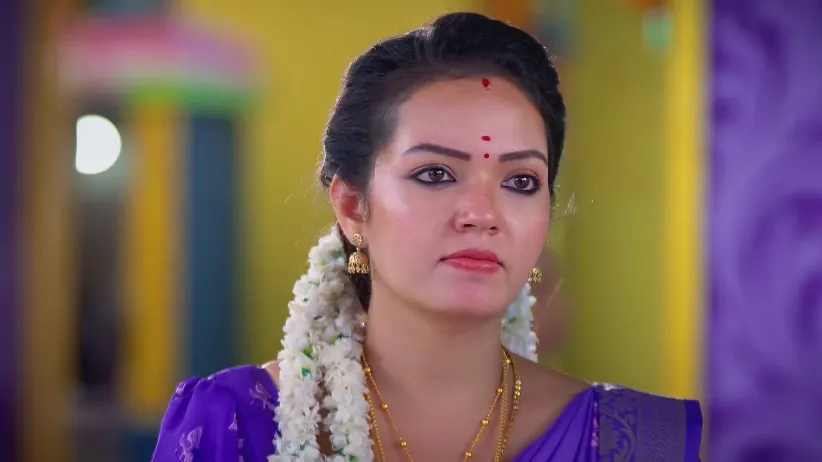 Parvathi Records Maya's Conversation