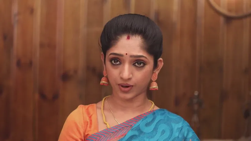 A Mark on Siddharth's Body Disturbs Rani - Ninaithale Innikkum