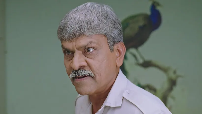 Paaru Tries To Convince Maruti - Paaru