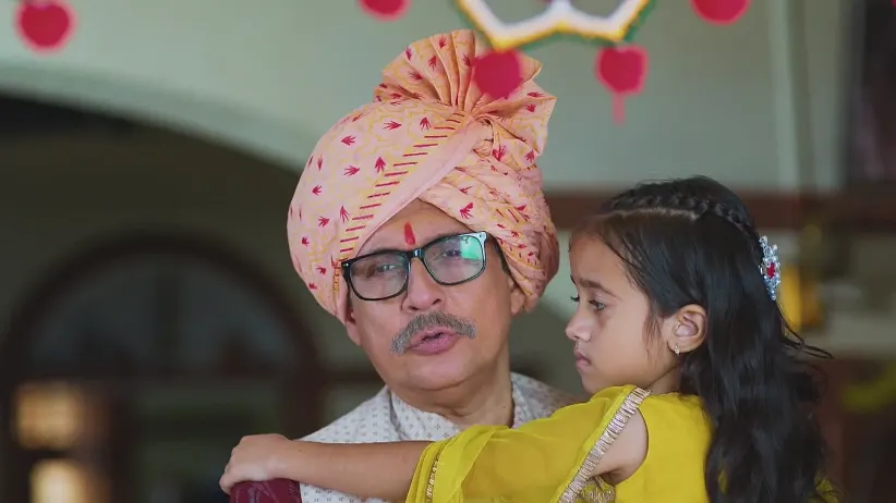 Shriniwas Takes Anandi Home - Lakshmi Niwas