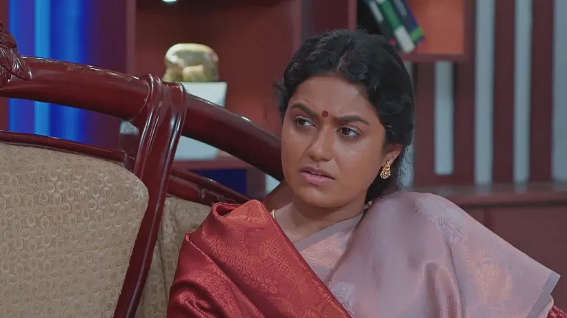 The Director's Words Stun Shyama - Snehapoorvam Shyama