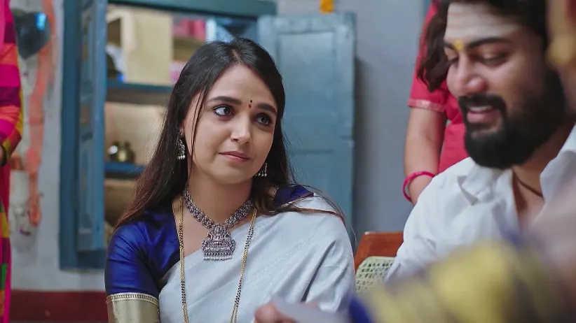 Shivanna and Parvathi Praise Rathna - Annayya
