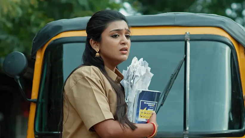 Chiranjeevi Ruins Vijayashanthi’s Books
