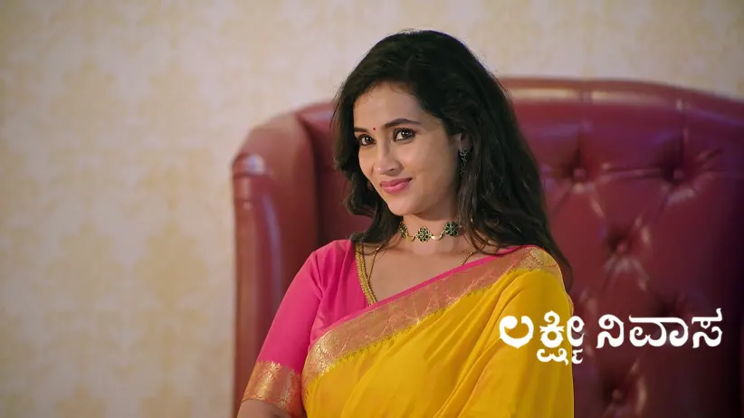 The Police Beat Up Siddu in front of Bhavana