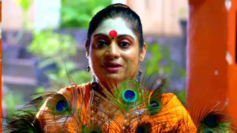 Iswariamma Advises Sudarshanan