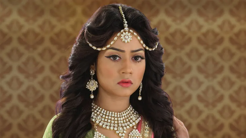 Nakshatra Jyoti Interrogates the Cooks