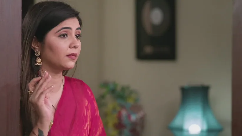 Savali Asks Tilottama about Sarang