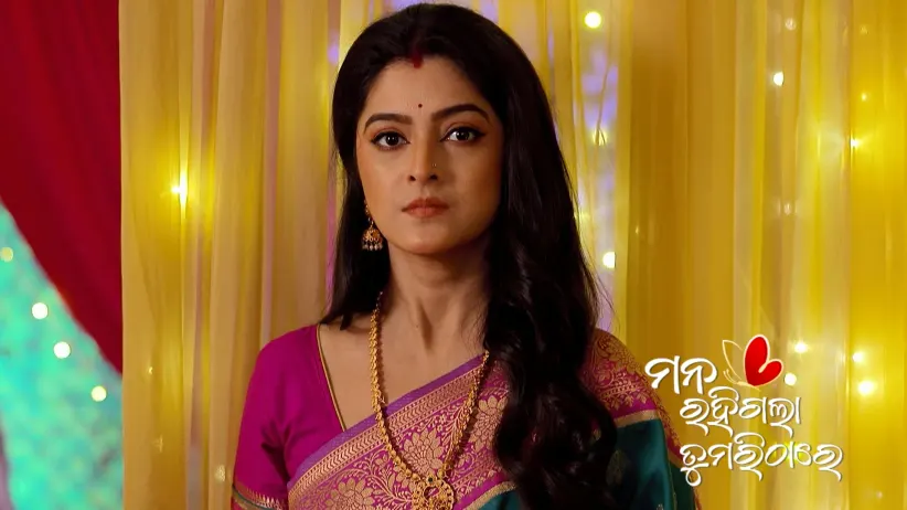 Shyamoli Tries to Expose Ananya's Fiancé