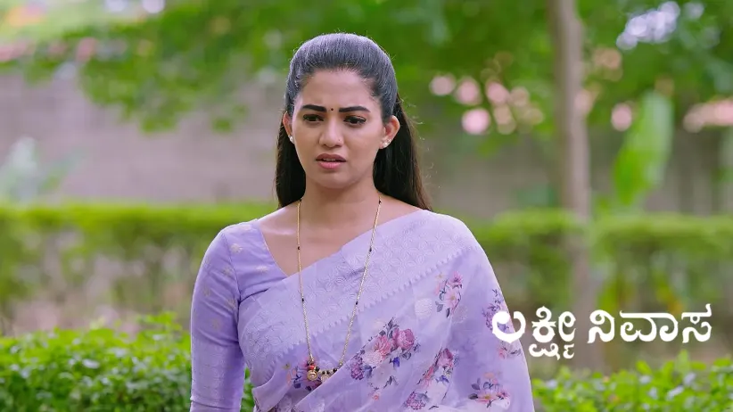 Lakshmi Arrives at Santosh's New House