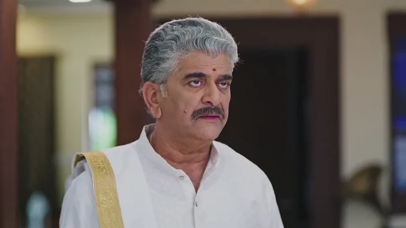 Guruji Refuses to Perform the Puja - Lakhat Ek Amcha Dada