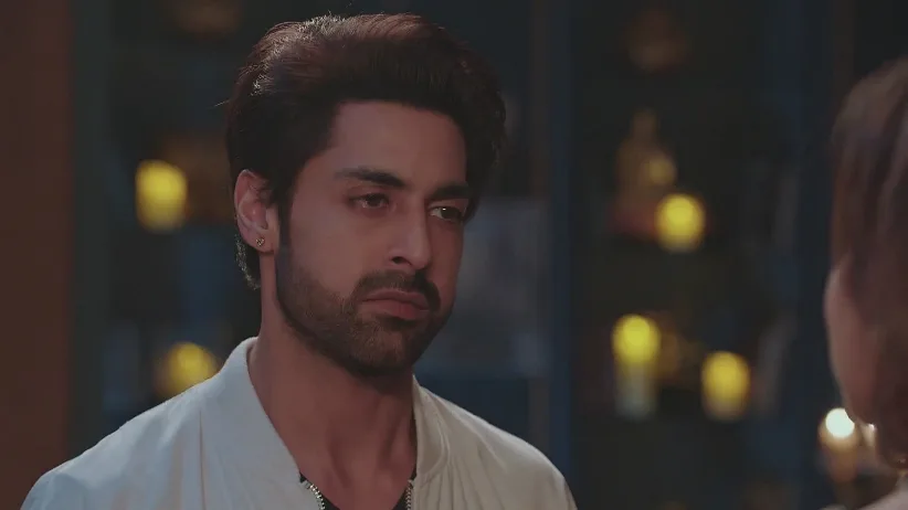 Smita Confronts Raunak for His Actions - Kumkum Bhagya