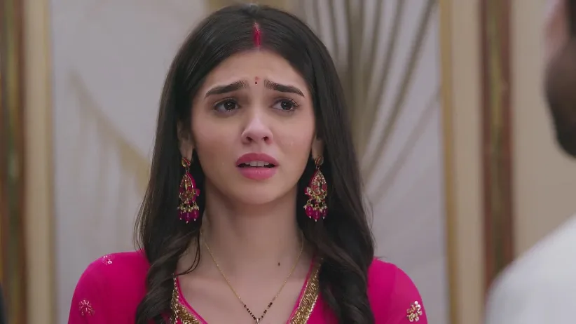Bua Ma Refuses to Believe Raunak's Claim - Kumkum Bhagya