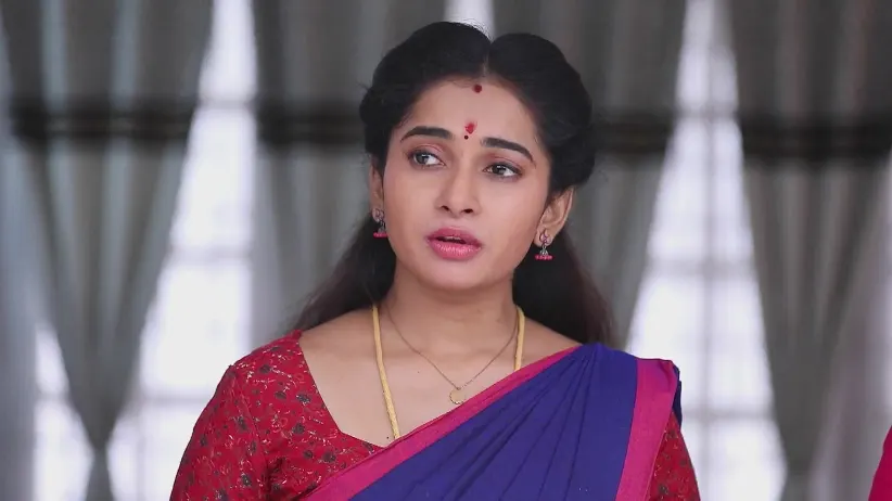 Thulasi Sets a Condition - Mounam Pesiyadhe