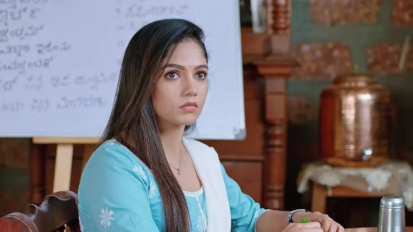Nidhi Goes Shopping with Karna