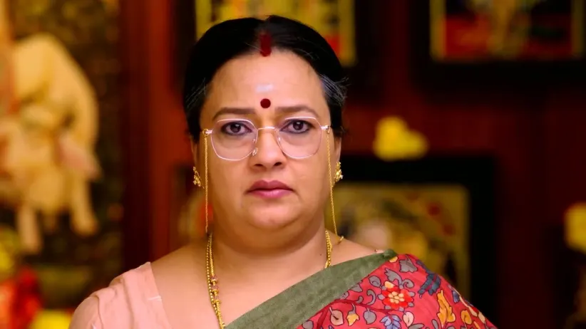 Ninaithale Inikkum - September 17, 2021 - Episode Spoiler