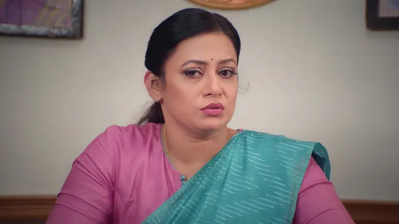 Bharathi Meets Shanmugham